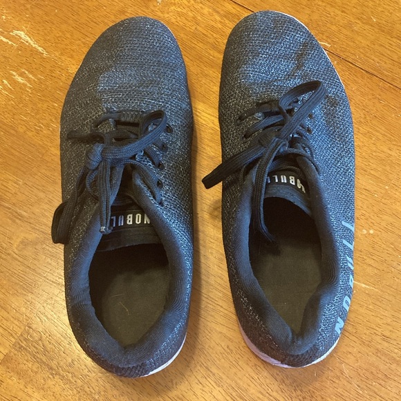 NOBULL Unisex Womens Sz 10.5 Mens Sz 9 Black Heather Dusty Rose Outwork Trainers - Picture 6 of 10